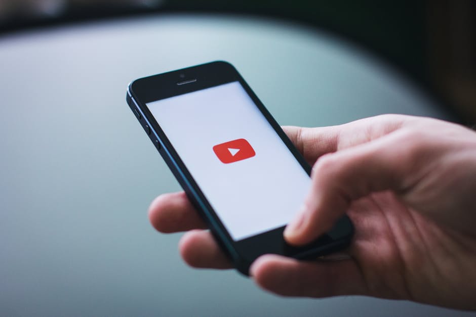 iphone using the youtube app